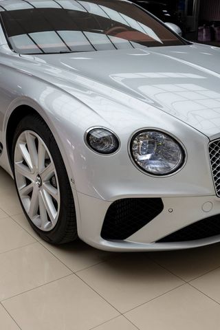 Bentley Continental GT V8