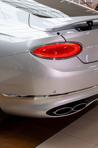 Bentley Continental GT V8