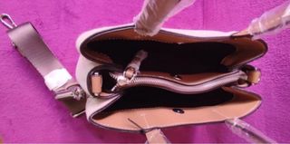 Bolso Parfois Beige y Marrón tipo fieltro. Nuevo.