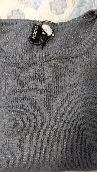 Jersey H&M gris brillante sin estrenar