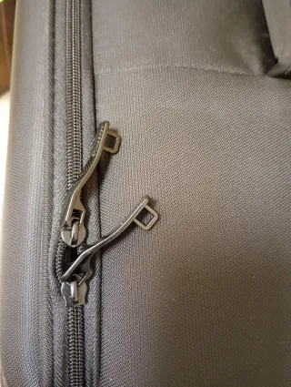 Maleta Primark Travel Soft Shell Negra Tengo tike