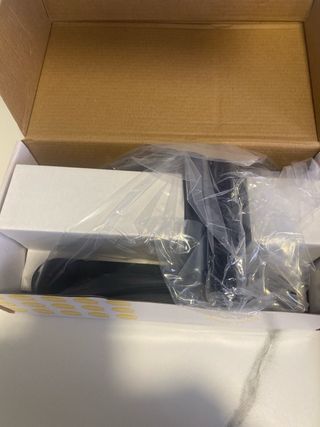 Bisagras y manilla puerta nuevas