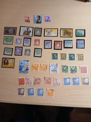 Lote 125 sellos usados extranjeros