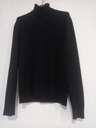 Maglioncino collo alto nero