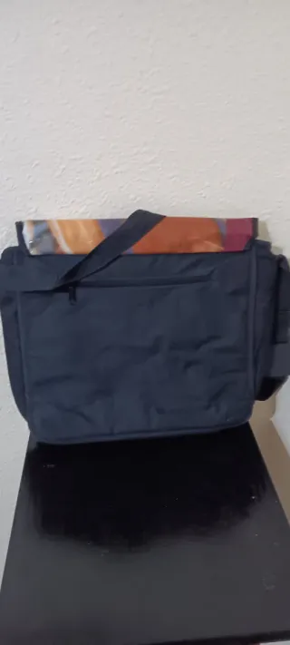 2 Maletínes multicolor con estampado floral