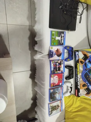 PS4 ,tengo la caja original (mandos defectuosos)
