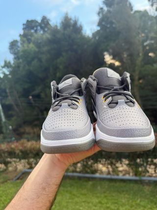 Nike Max Aura 36,5 Cinza/Branco