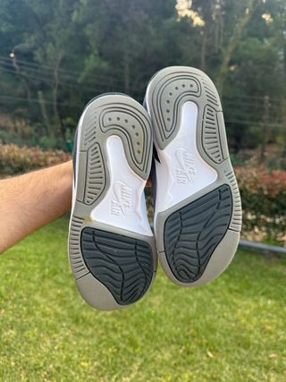 Nike Max Aura 36,5 Cinza/Branco