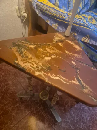 Lámpara de pie vintage con mesita