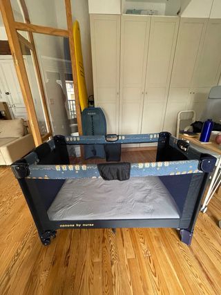 Cuna de viaje Nurse con colchón