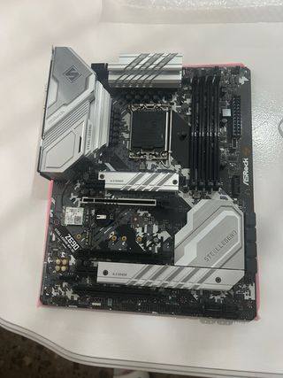 Placa Base ASRock Z690 Steel Legend WiFi 6E