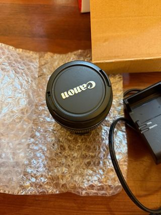 Cámara réflex Canon EOS 1100D+Objetivo 18-55mm+kit