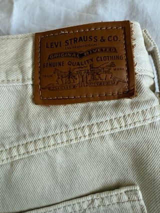 Shorts Levi's beige talla 29