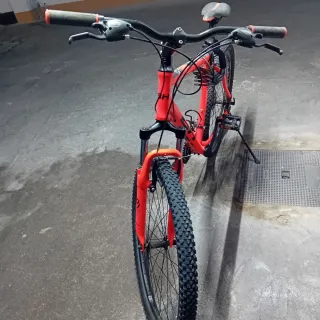 Bicicleta BH Roja