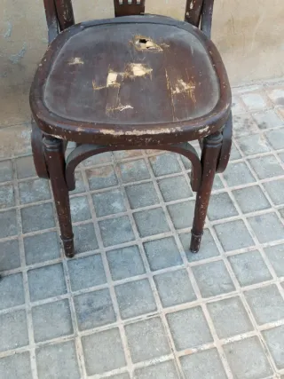 Due Vecchie Sedie Tipo Thonet