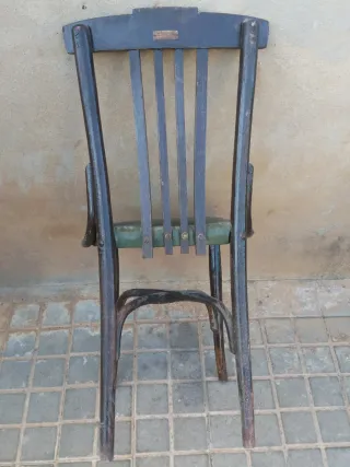 Due Vecchie Sedie Tipo Thonet