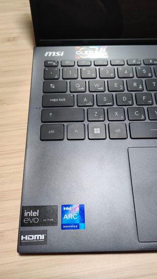 MSI Prestige 13 AI Evo Ultra 7 OLED 16GB