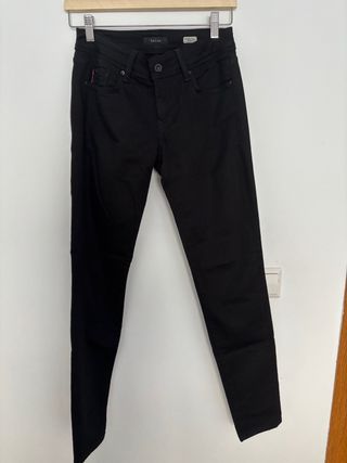 Pantalón negro Salsa