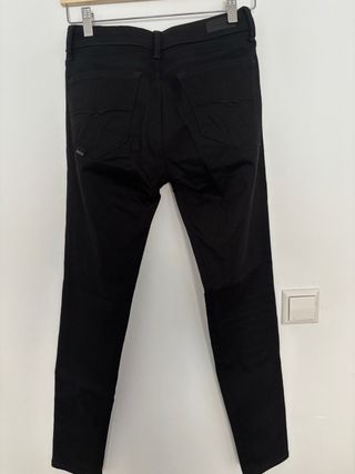Pantalón negro Salsa