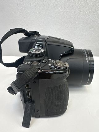 Cámara Digital Bridge Nikkon Coolpix P530 Negra