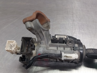 ANTIRROBO / LLAVE CONTACTO TOYOTA AVENSIS BERLINA