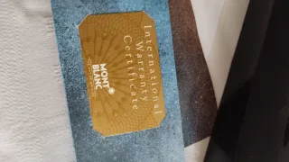 Bolígrafo Montblanc Negro y Dorado