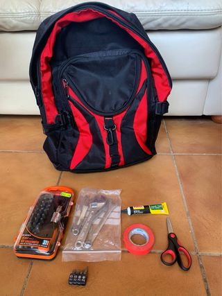 Montaje de muebles y reparación de cerraduras