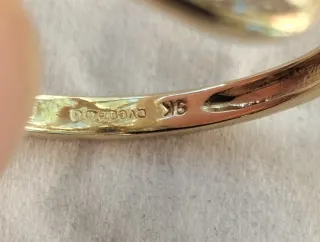 Anillo Oro 9ct Zafiro y Diamantes