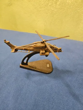 Modellino Elicottero Apache AH-64A
