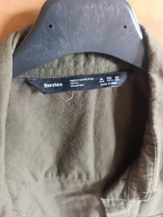 Camisa larga verde Bershka