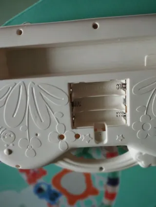 Gimnasio infantil piano y juguetes