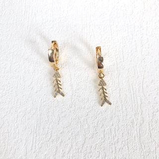 Orecchini cerchietto con ciondolo lisca pesce