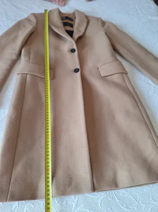 Abrigo Zara Manteco Beige