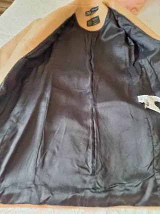 Abrigo Zara Manteco Beige