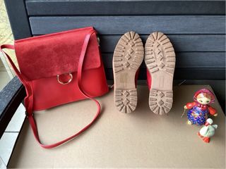 ￼ conjunto de bolso de piel y zapatos mocasines