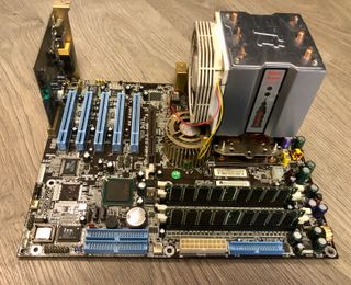 Placa Base Chaintech 9CJS + 2GB RAM + Pentium 4