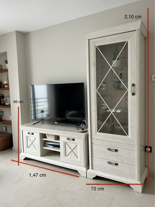 Mueble de salón madera y cristal