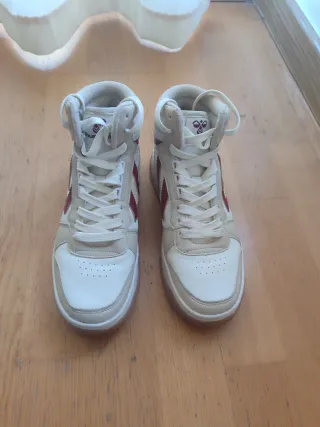 Zapatillas tipo bota con plataforma