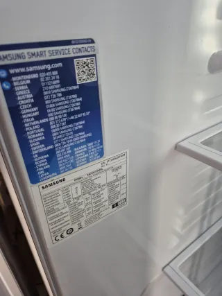 Nevera Samsung Americana con dispensador