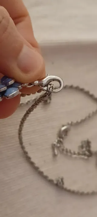 Collana regolabile con ciondolo fiore