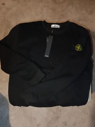 Camisola Stone Island Nova c/ Etiquetas