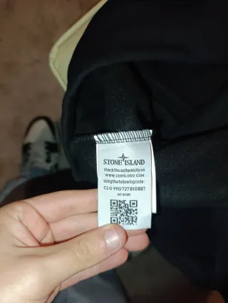 Camisola Stone Island Nova c/ Etiquetas