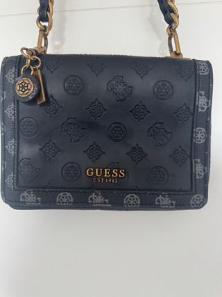 Bolso Guess bandolera mediano