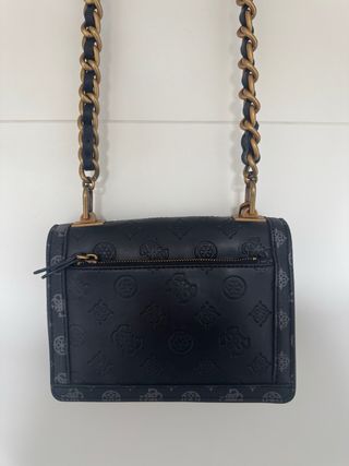 Bolso Guess bandolera mediano