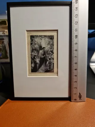 Cuadro religioso enmarcado