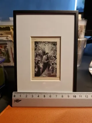 Cuadro religioso enmarcado