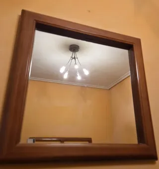 Espejo de madera y cristal