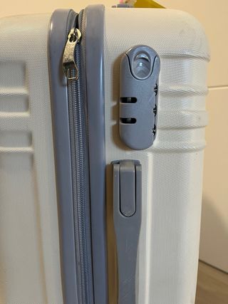 Maleta de mano rígida