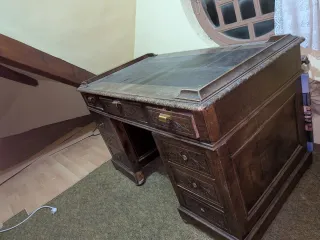 Escritorio Maestro II República