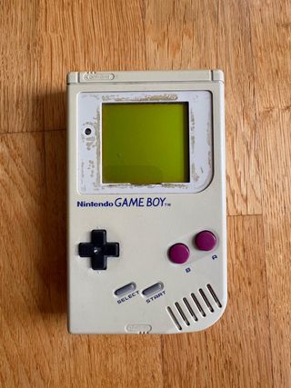 Nintendo Game Boy Blanco + 6 Juegos